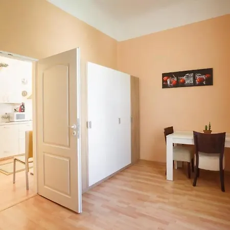 Apartment Mars *